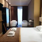 Hotel Mosaic Centre 3*