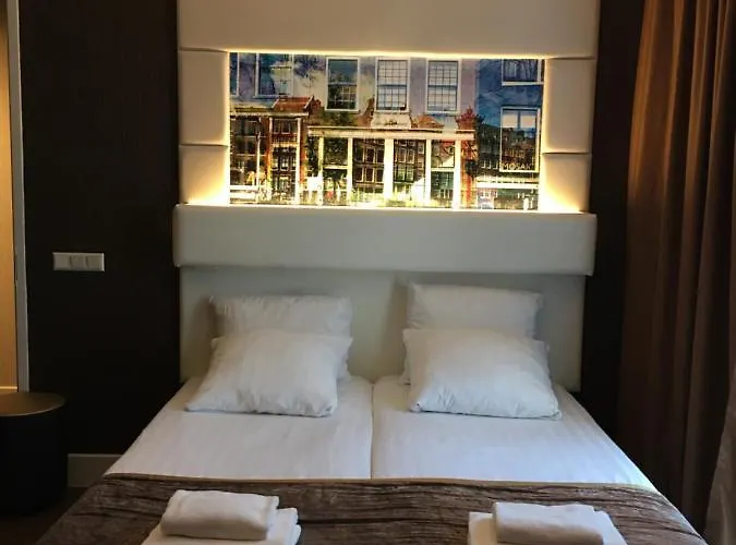 Hotel Mosaic Centre 3*