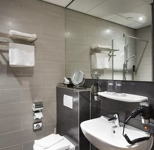 Mosaic Centre Hotel 3*