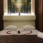 Mosaic Centre 3*