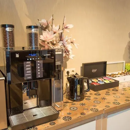 Отель Mosaic Centre