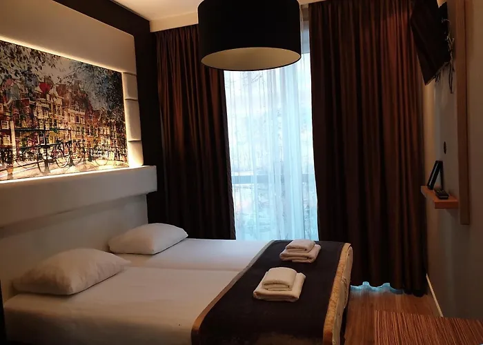 Hotell Mosaic Centre 3*