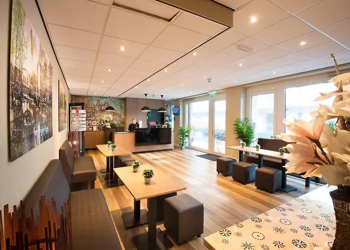 Hotell Mosaic Centre 3*