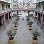 Mosaic Centre 3*