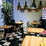 Mosaic Centre 3*