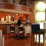 Mosaic Centre 3*